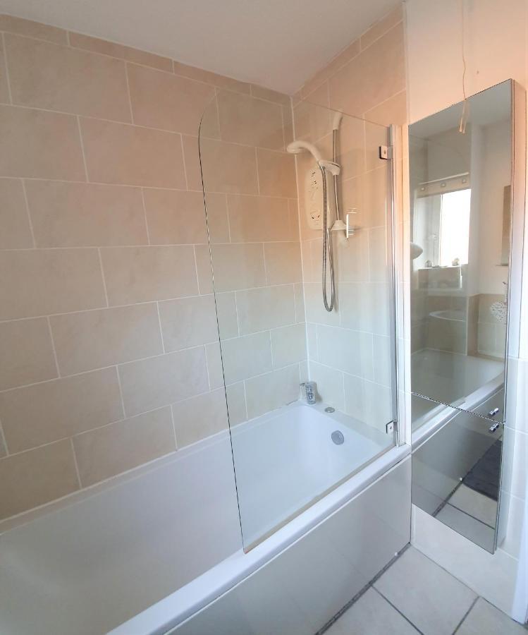 Modern One Bedroom Apt - City Centre & Freeparking Glasgow Extérieur photo